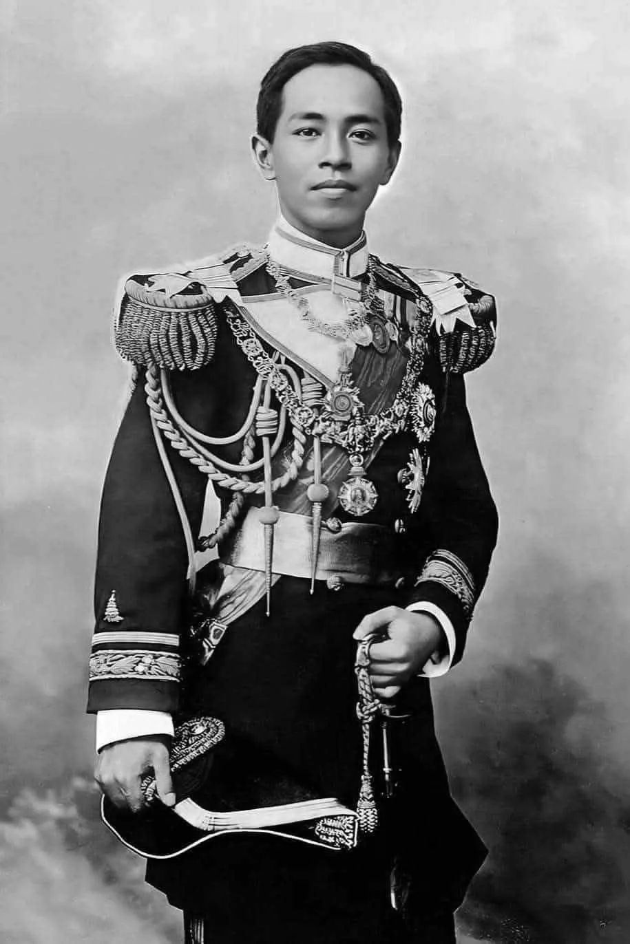 วันอาภากร (เสด็จเตี่ย) วันรำลึกถึงองค์บิดาของทหารเรือไทย